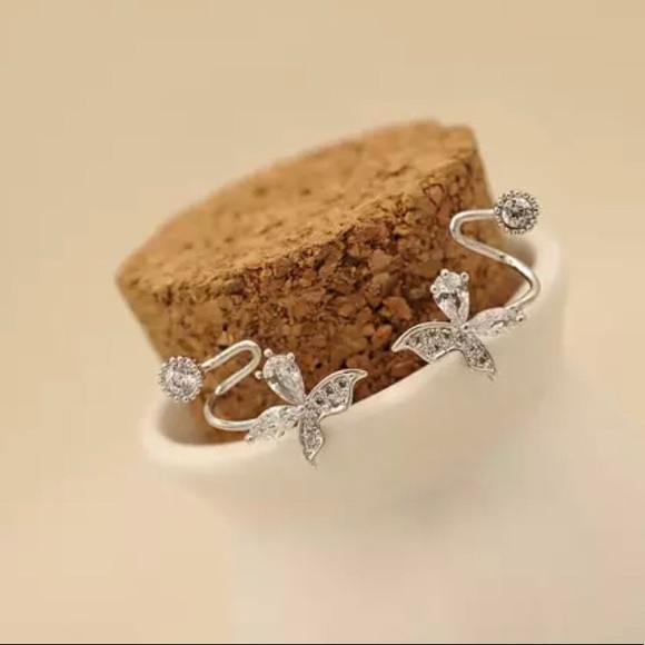 925 Sterling Silver Crystal Butterfly Earrings - Picture 4 of 5